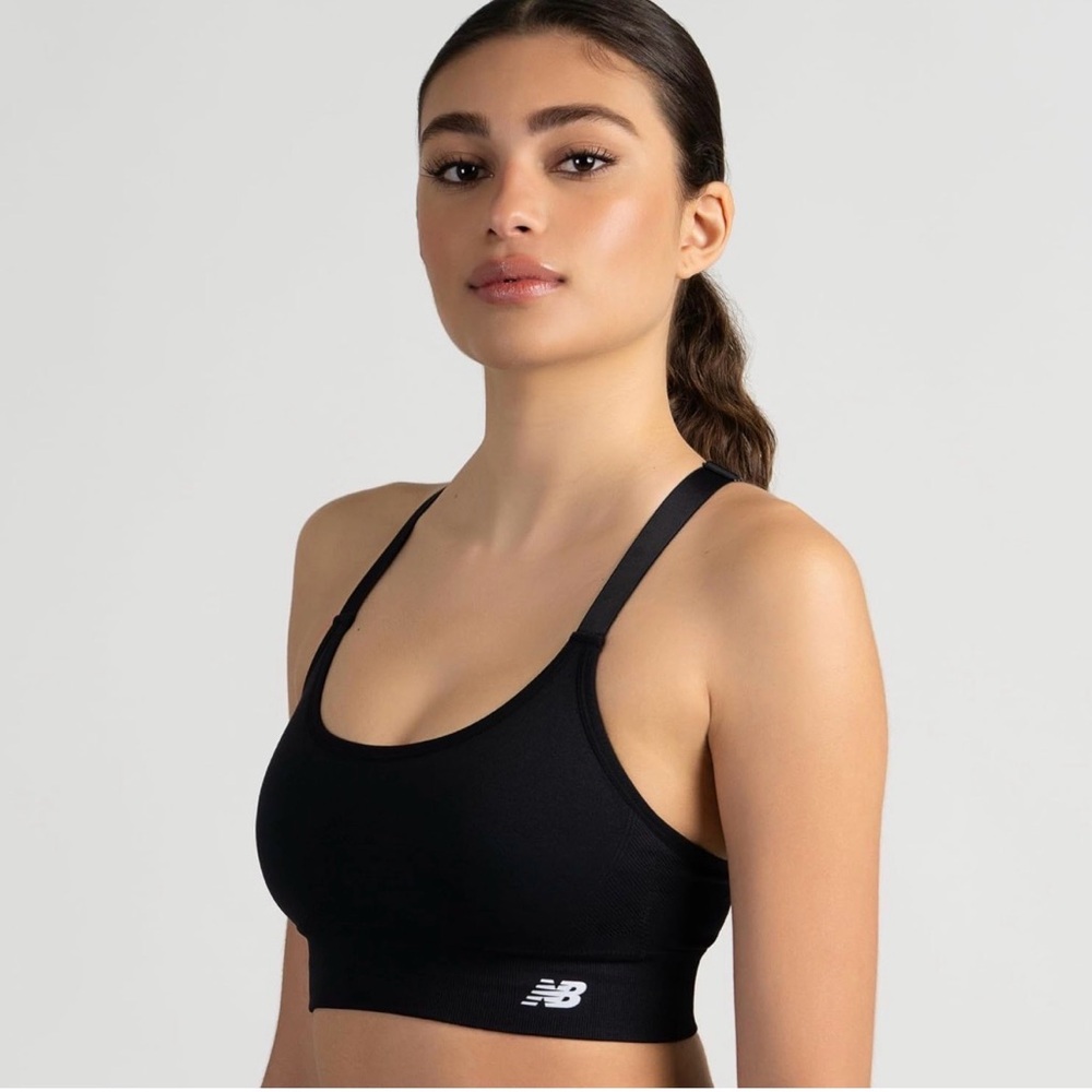 ❥𝗇𝖾𝗐 𝖻𝖺𝗅𝖺𝗇𝖼𝖾: (x2) Keyhole Cami Racerback, Medium Impact Sports Bra - Picture 9 of 10